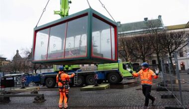 Peab bygger pepparkakshus till förmån för Musikhjälpen