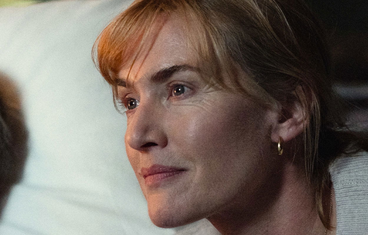 Starka känslor väntar i ”Goodbye June” – årets stora julfilm på streaming