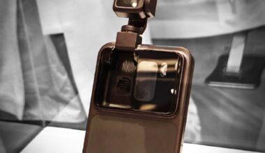 Honor Robot Phone med gimbal-kamera på robotarm visas upp på praktiska foton