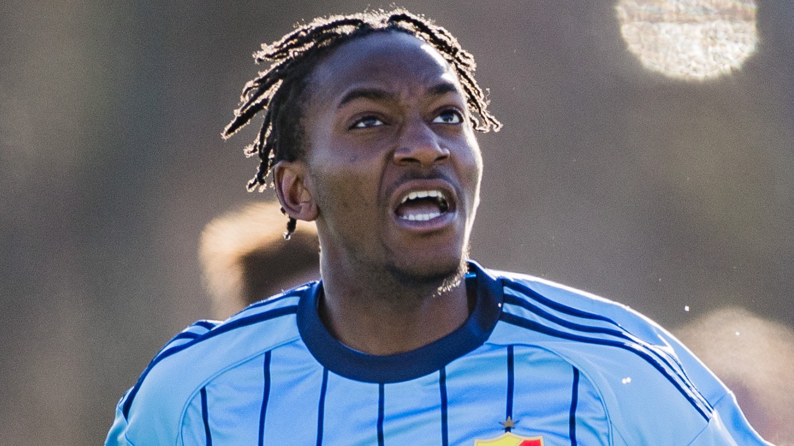 Joshua Mambu lämnar Djurgården – för Gif Sundsvall