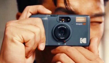 Kodak Snapic A1 fullformats kompaktkamera visas för första gången i video med blixt, display och zonfokus