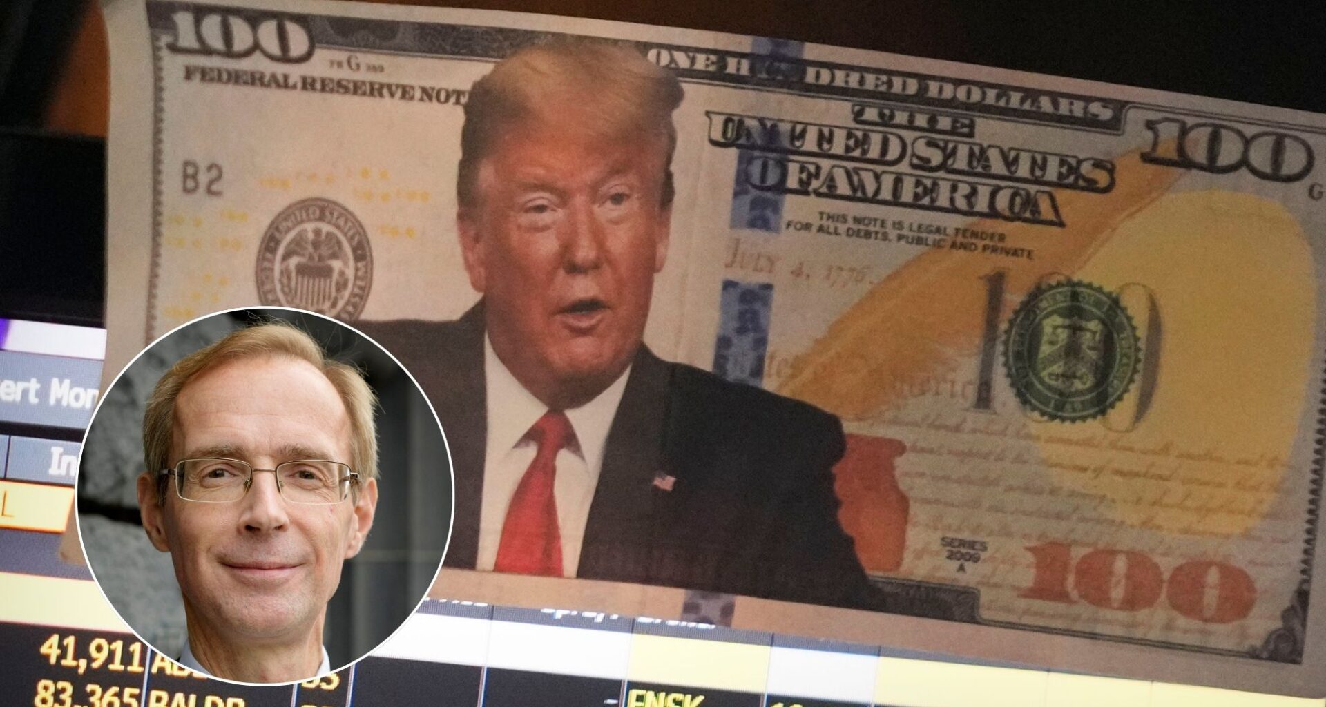 Visitors gather near a booth for Chinese technology firm Tencent at the China International Fair for Trade in Services (CIFTIS) in Beijing, Saturday, Sept. 3, 2022. (AP Photo/Mark Schiefelbein)  XMAS107