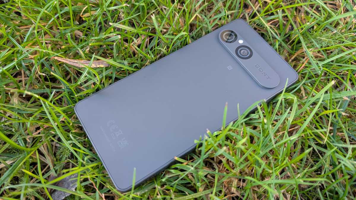 Xperia 10 VII baksida