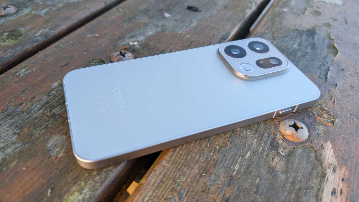 Oppo  Find X9 design