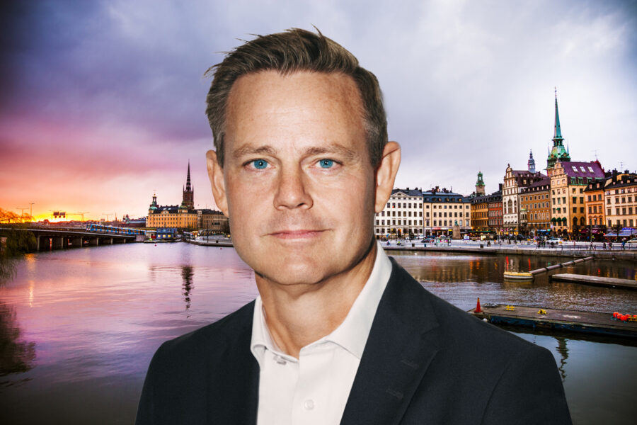 Boije om bostadspriserna: ”Starkare utveckling än normalt” - Stockholm, Sweden. Panorama of the old town and church