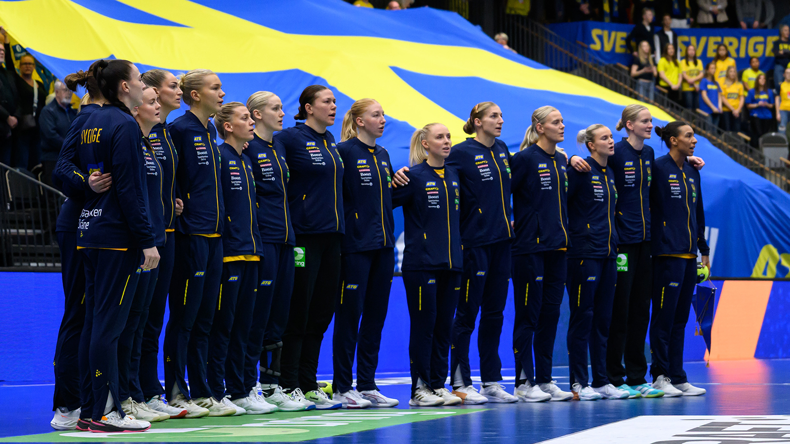 Sverige reser till VM med 17 spelare