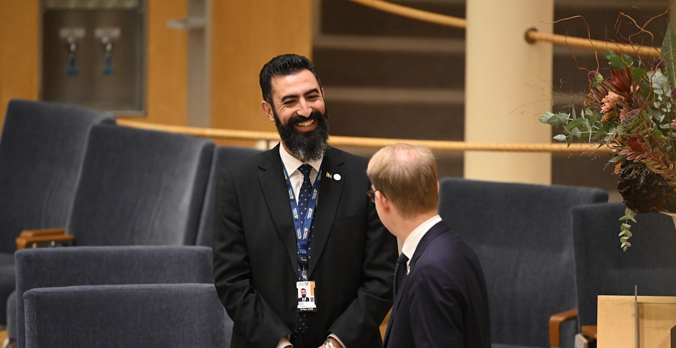 Rashid Farivar (SD) lämnar politiken efter hat och hot