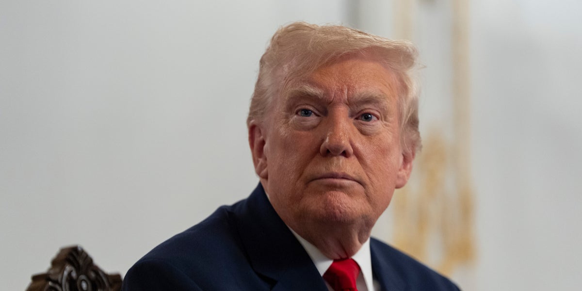 USA stoppar alla asylbeslut - Corren