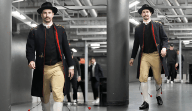 Forsbergs mäktiga entré – i hatt och knätofsar - NHL.com