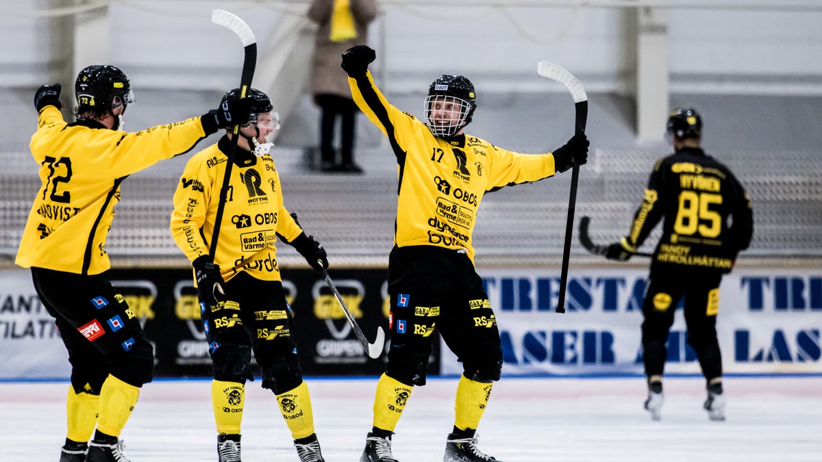 Räddade poäng i (sju)ka målkalaset – Bandypuls