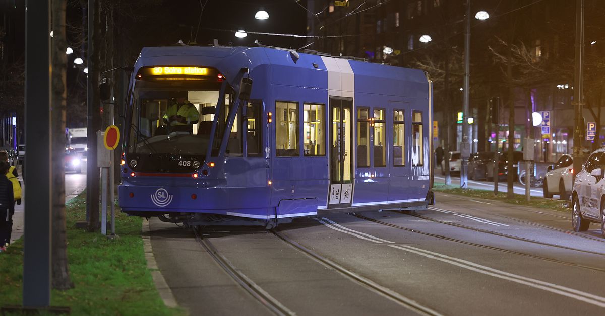 Tvärbanan har spårat ur i Hammarby Sjöstad