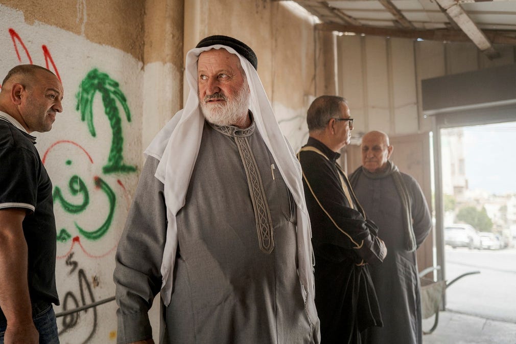 Abu Ahmed önskar att han hade vetat vad sonen planerade, så att han hade kunnat stoppa honom.