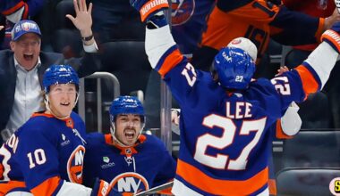 Simon Holmström firades som NY Islanders-hjälte i natt