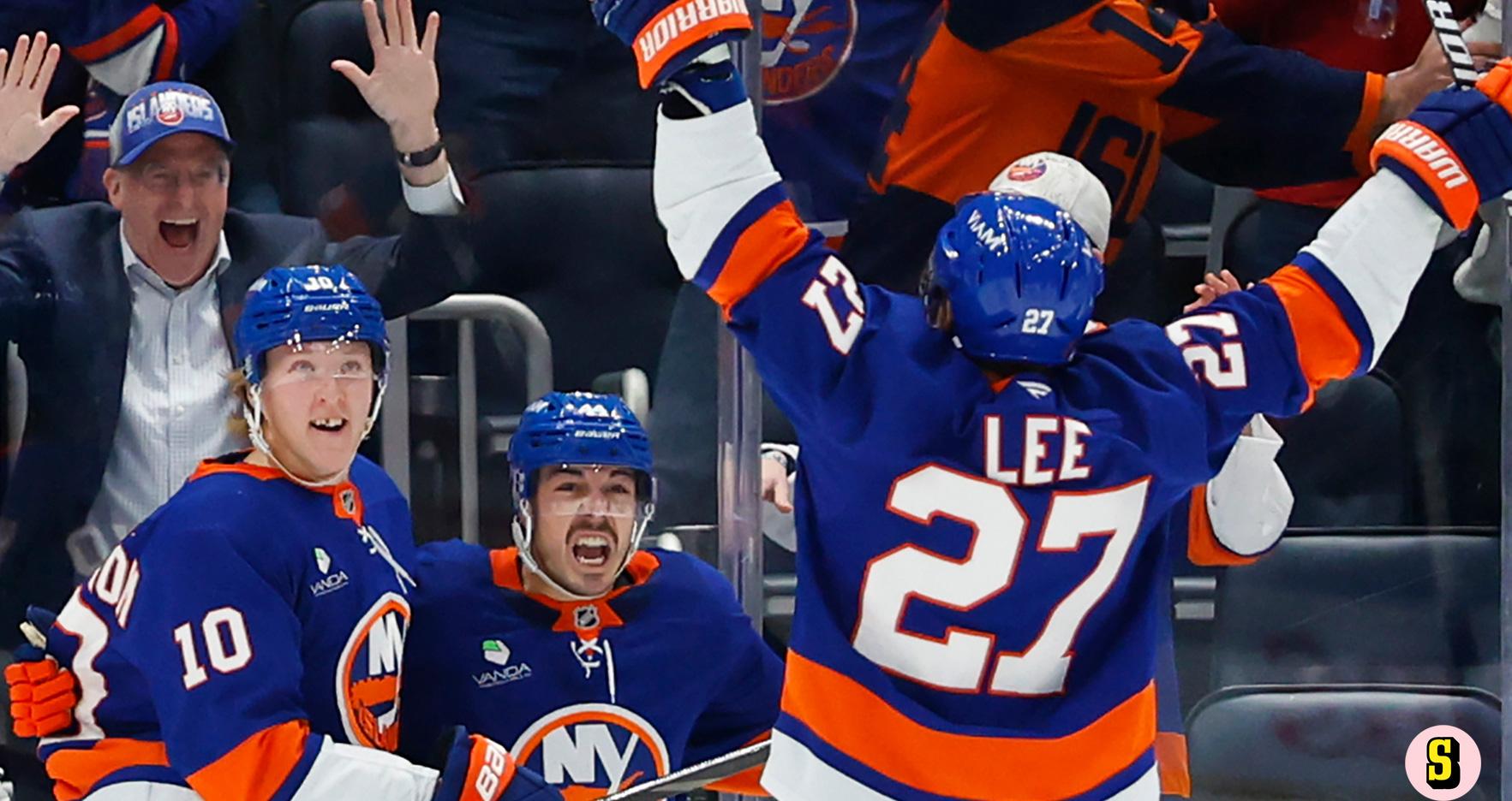 Simon Holmström firades som NY Islanders-hjälte i natt