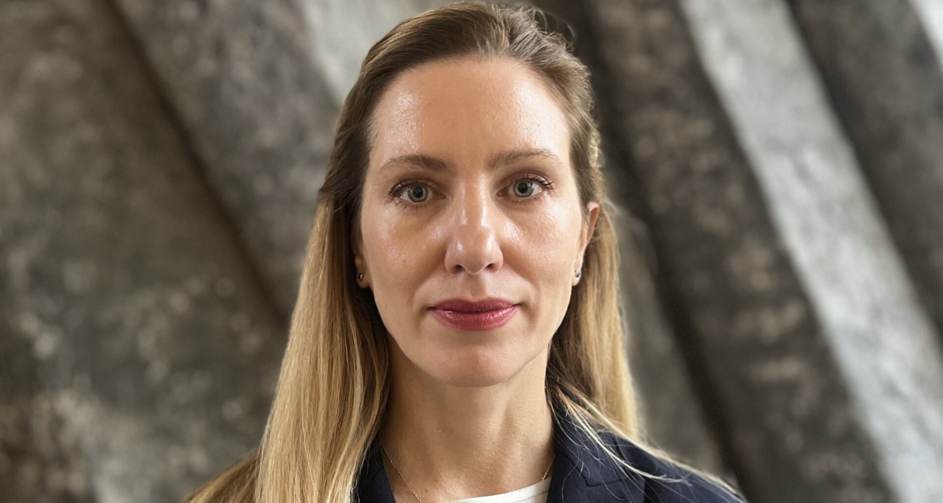 Ukrainas ambassadör: Ryssland kommer inte bli demokratiskt inom överskådlig framtid 1 november 2025 - Ekots lördagsintervju