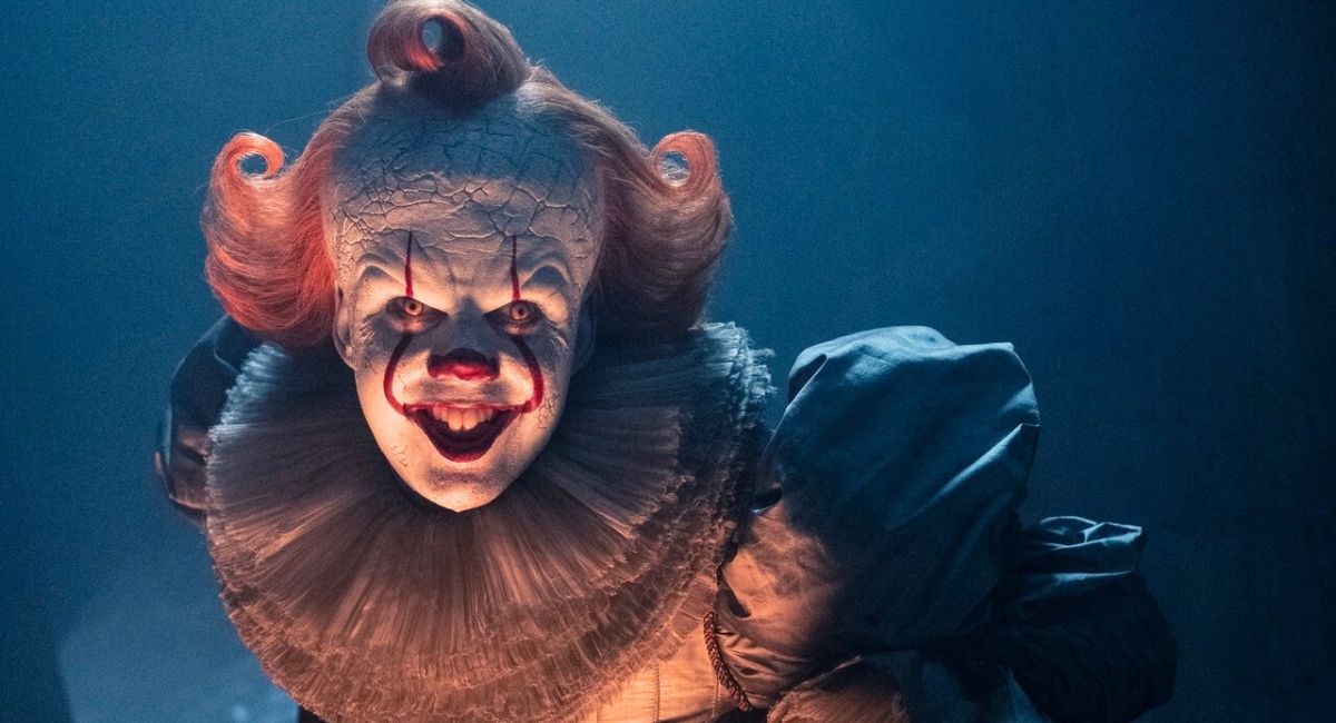 Det verkar ha varit både skrämmande och härligt att jobba med Bill Skarsgård under inspelningarna av "Welcome to Derry".