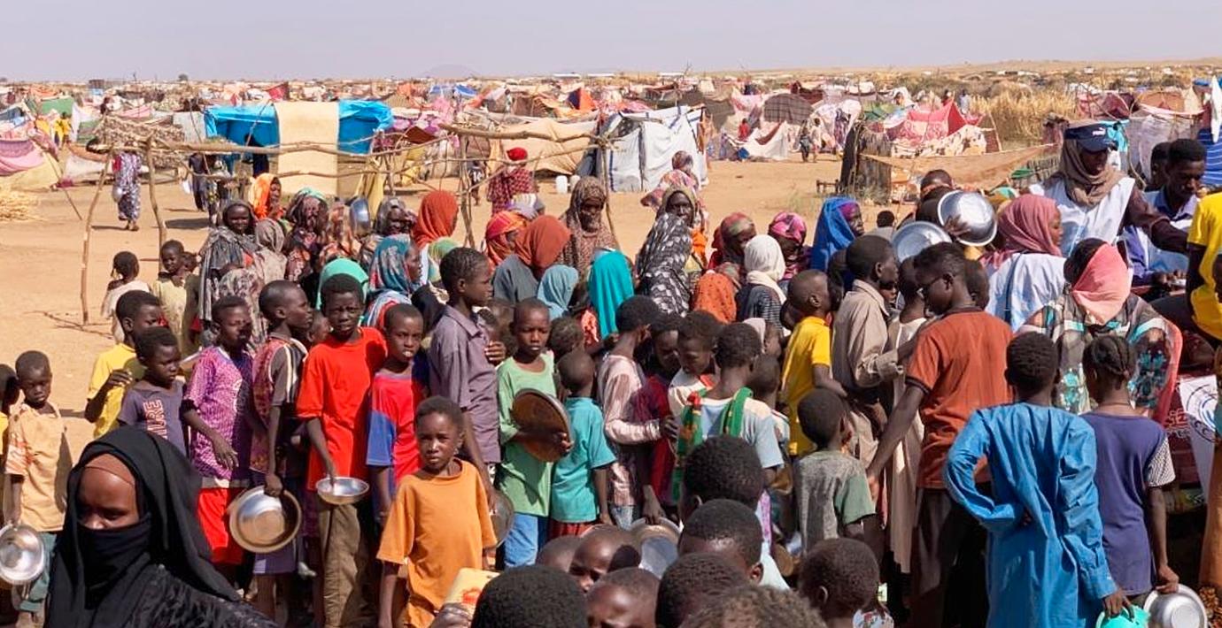 Vi måste stoppa blodbadet i Sudan