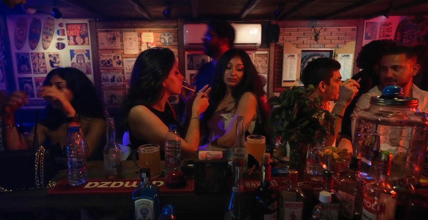 Syriens president plockas bort från USA:s terrorlista