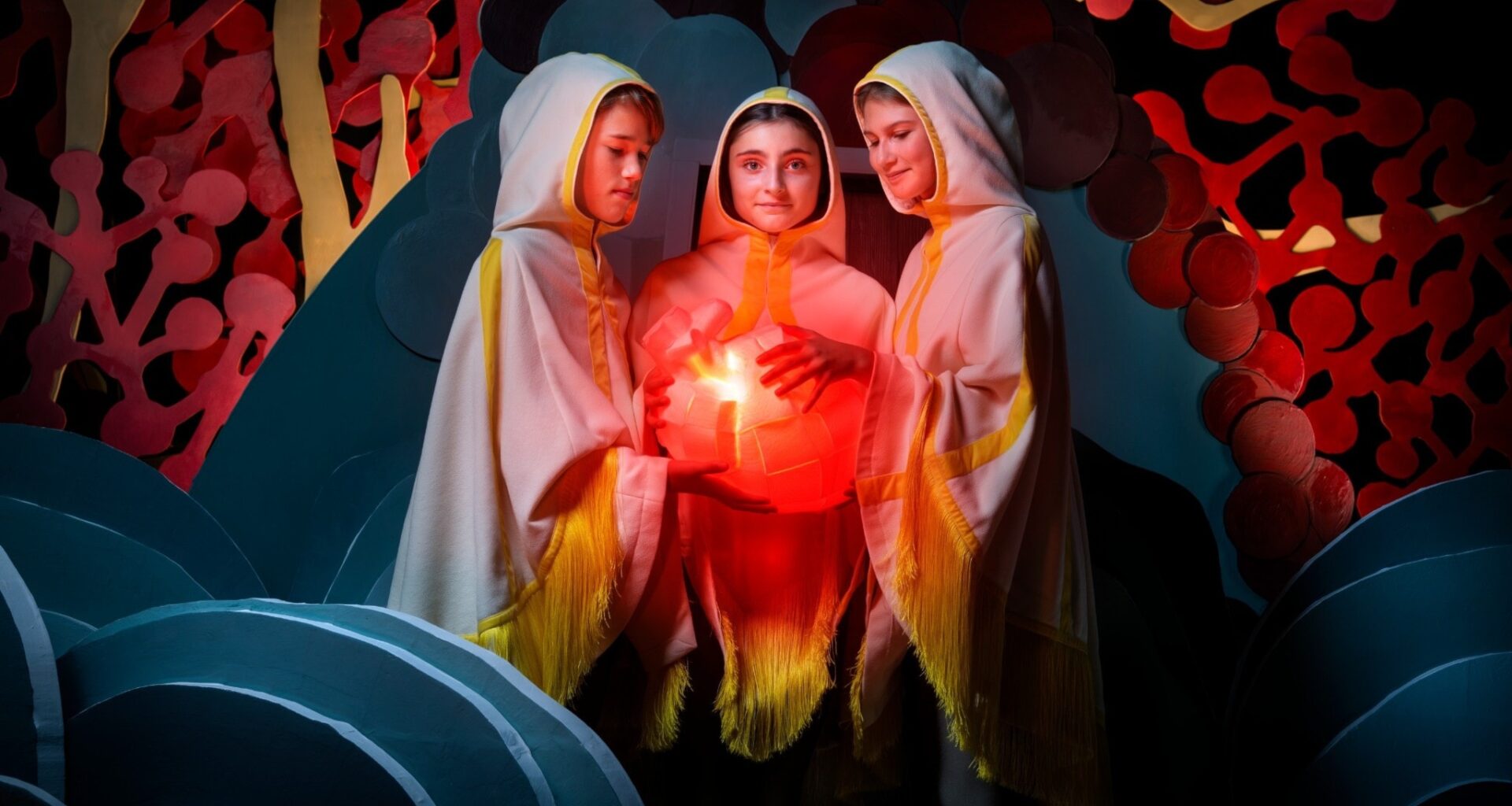 ”Jordens hjärta” - den första operan på nordsamiska på Kungliga Operan 11 november 2025 - P1 Kultur Reportage