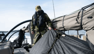 Ukrainare tränas för strid – på hemlig svensk plats