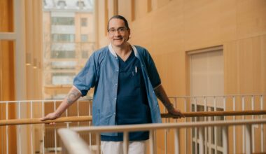 Han prisas av diabetespatienterna: ”Tatueringen kan få dem att öppna sig”