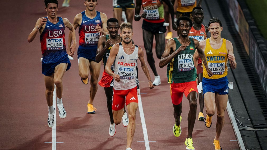 Andreas Almgren spurtade sig till ett brons på 10 000 meter i friidrotts-VM.
