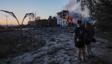 Ryssland sätter motorer på sovjetiska bomber