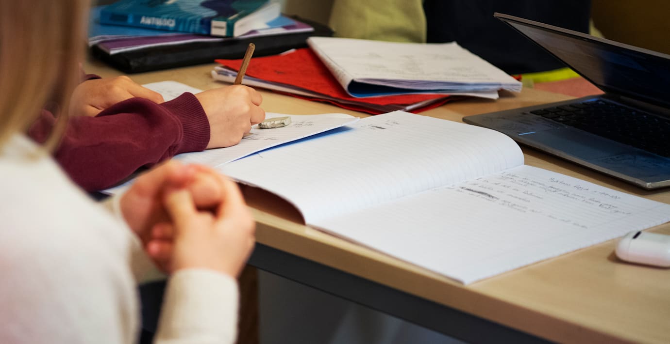En av tre klarar inte skolan i utsatta områden