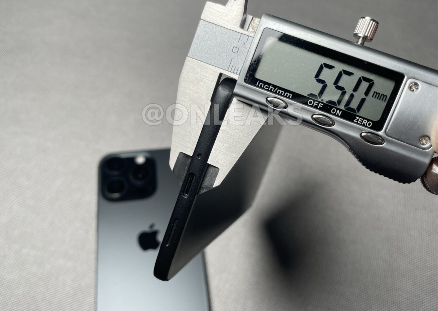 Galaxy S26 Edge kommer att bli otroligt tunn, om den någonsin lanseras, enligt bilder från verkliga livet