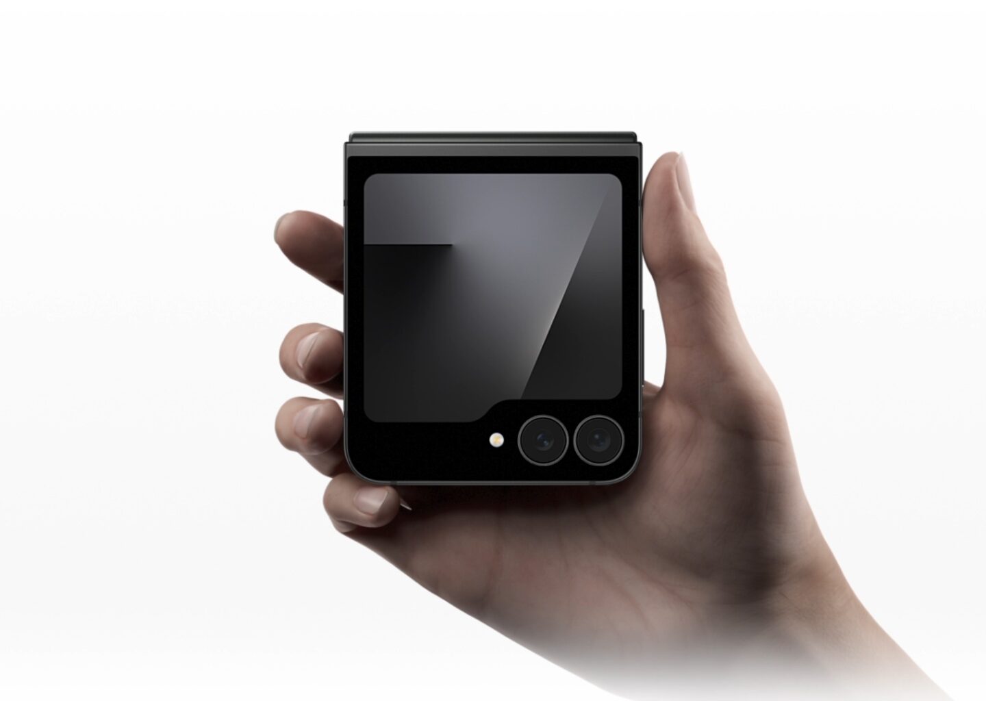 Samsung Galaxy Z Flip 8 FE kan komma med en större uppgradering jämfört med Z Flip 7 FE