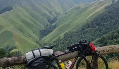 Cyklade till Portugal för att hedra vännen som gick bort i cancer