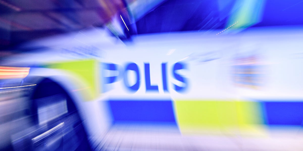 Polisinsats på Hertsön efter kraftig smäll