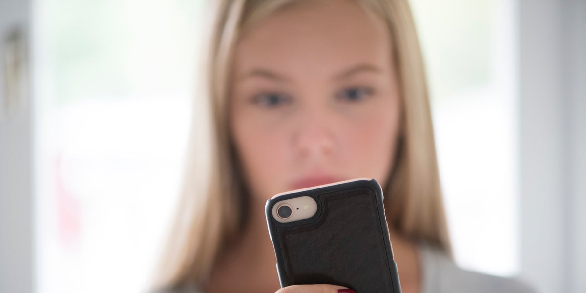 Våldet mot unga tjejer måste stoppas