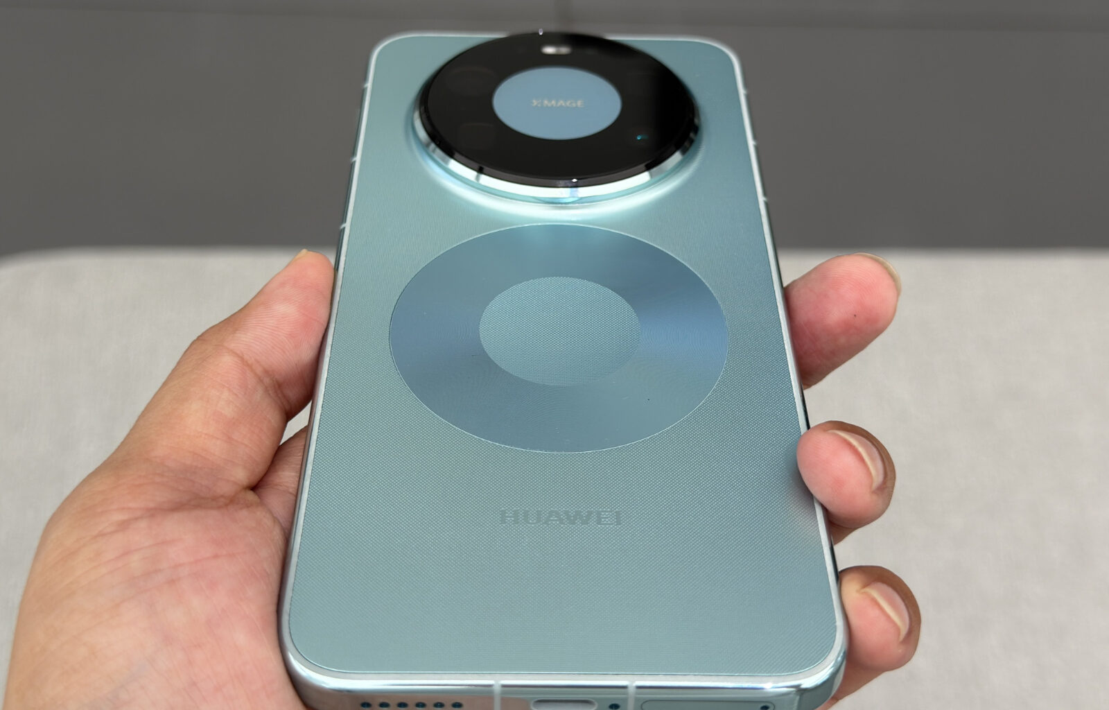 Huawei Mate 80 Pro Max lanseras för att konkurrera med Apple iPhone 17 Pro Max med massivt batteri, 8.000 nit-skärm och dubbla periskop-telefotokameror