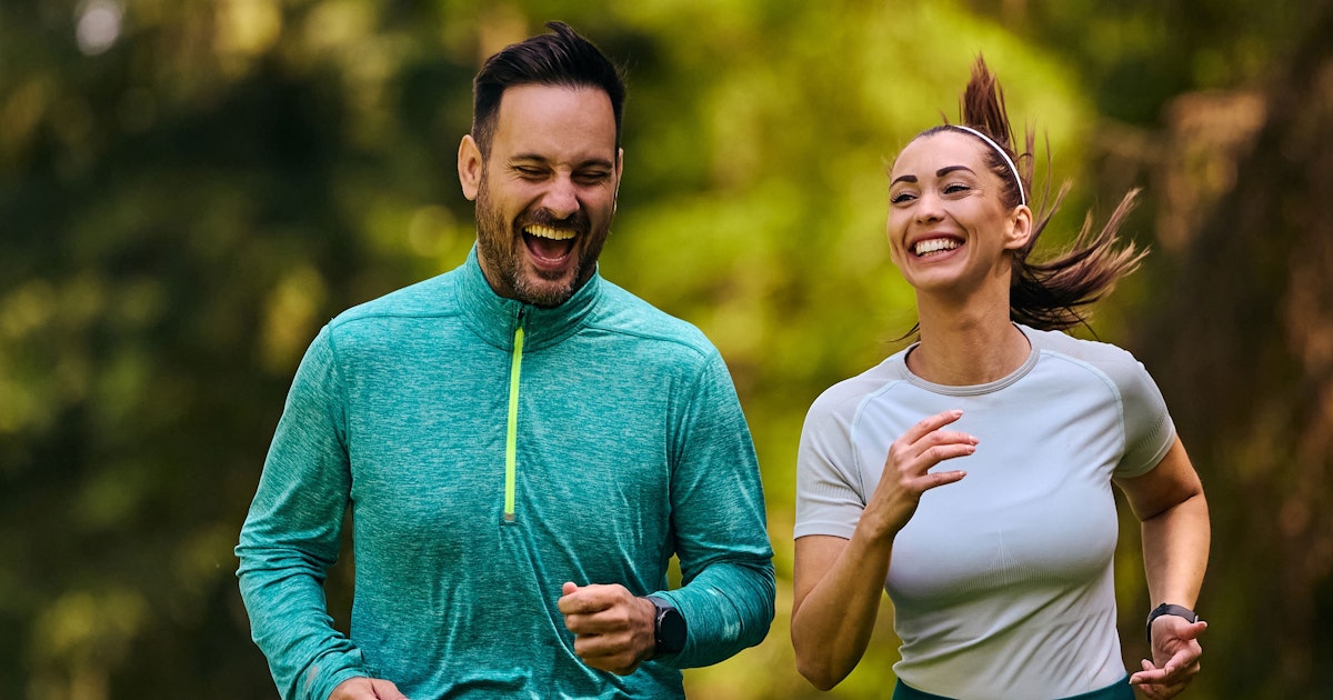 Män behöver motionera dubbelt så mycket som kvinnor för att minska risken för hjärtsjukdom