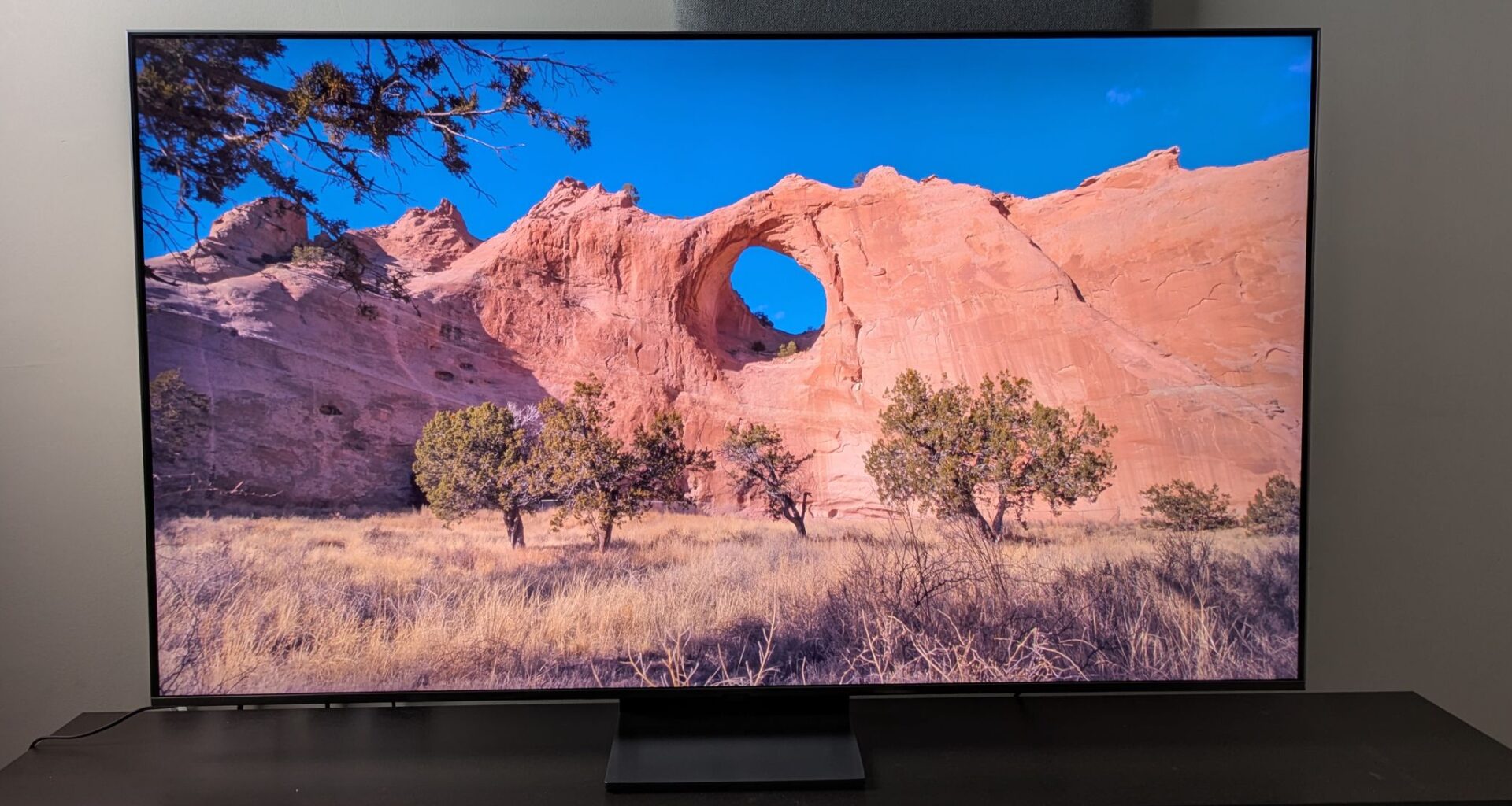 Samsung QN80F - recension: fullmatad och grym för gaming, men brister på andra viktiga områden