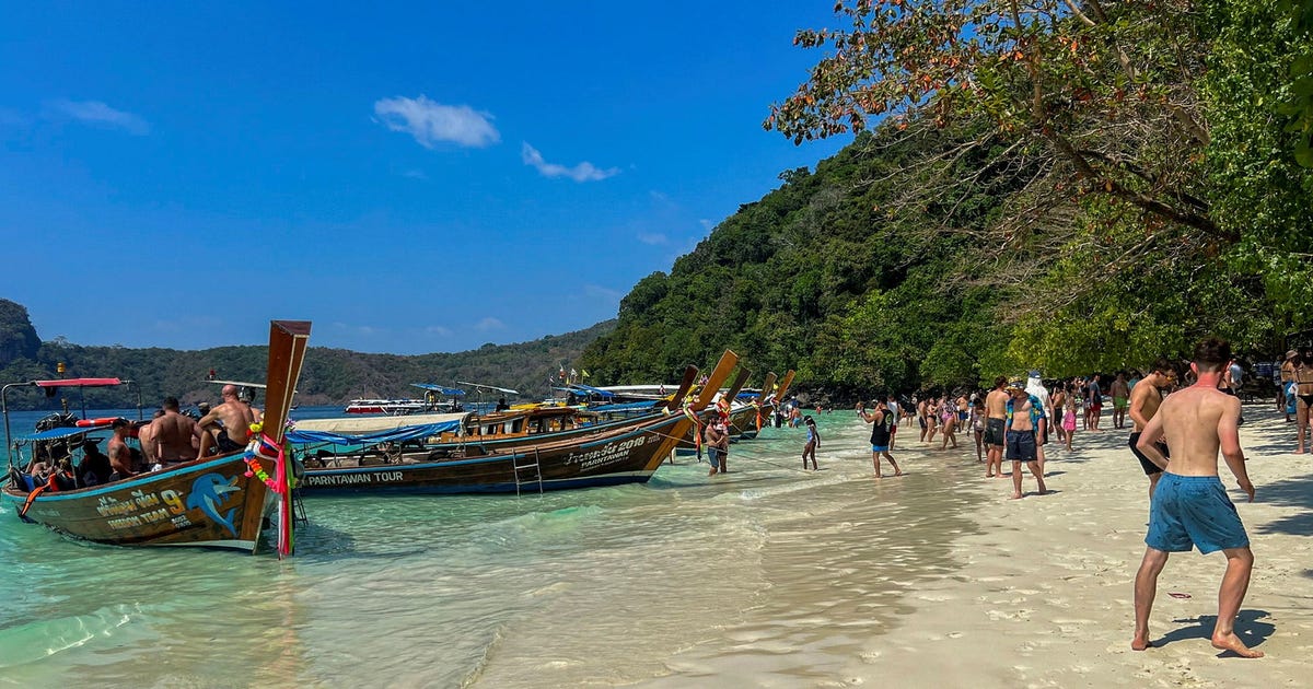 Trots avrådan så vill fler fira jul i Thailand