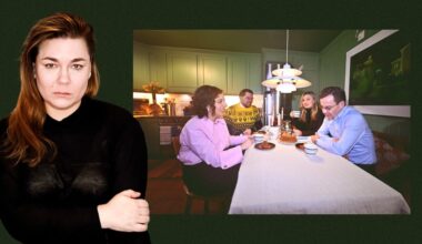 Regeringens främsta julhälsning: ”Där är dörren”