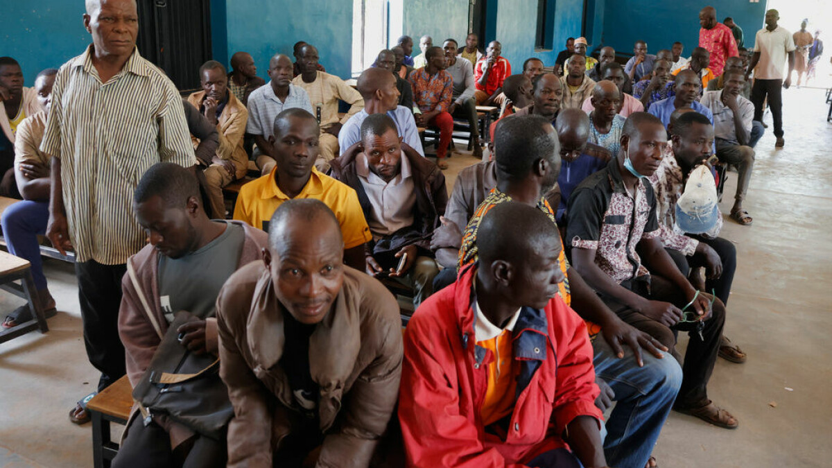 130 kidnappade skolbarn från katolsk skola är fria