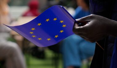 Ja till lagstiftning om asylcenter utanför EU