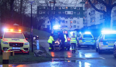 Skottlossning i Alby – en person träffad