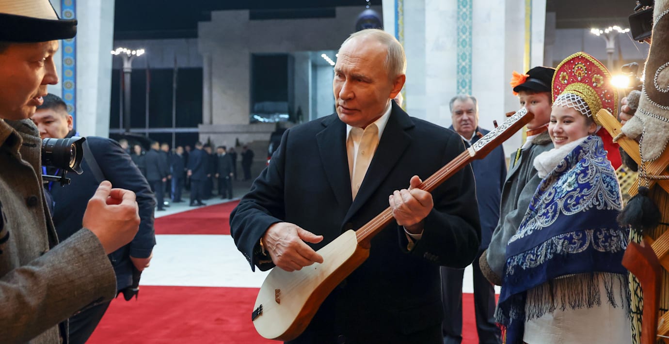 Alla vill ducka skuld – Putin behöver bara vänta