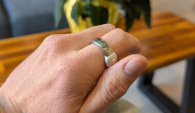 Pebble-grundare presenterar en minnesring - mobil.se