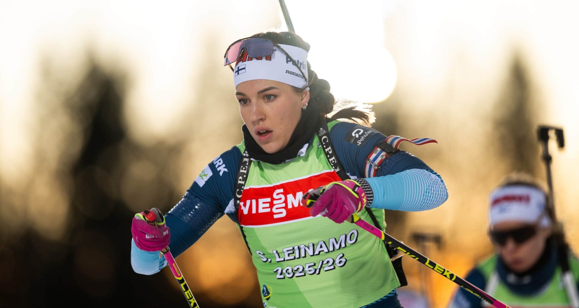 Jätteskräll när svenska skidskyttedamerna sköt bort sig i Östersund