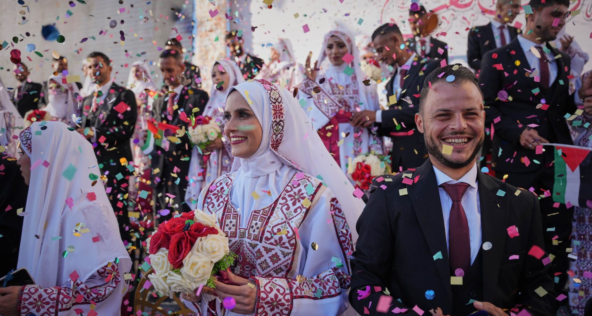 Jättebröllop i Gaza under skör vapenvila | Världen