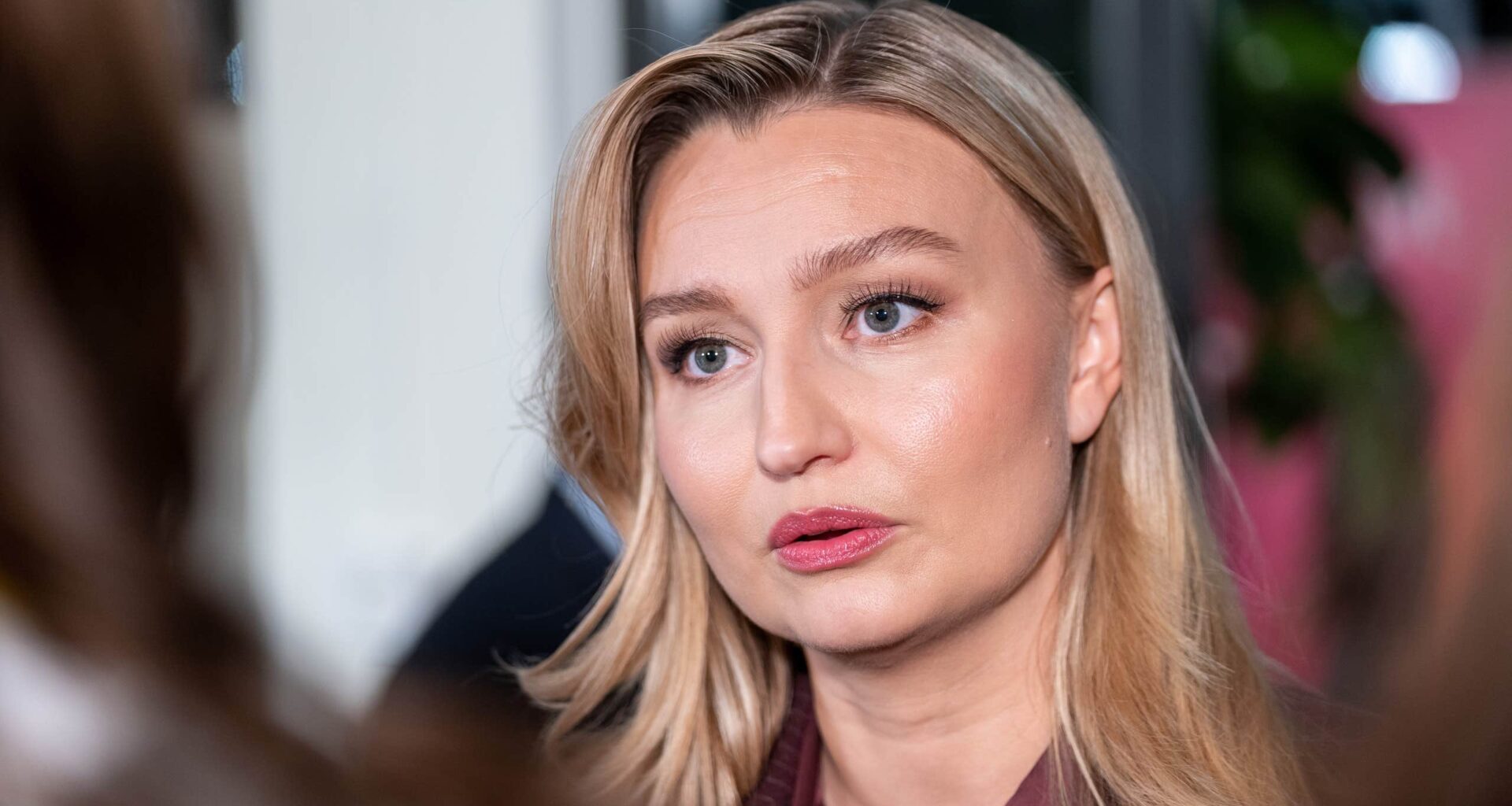 Vänsterpartiet KU-anmäler Ebba Busch om elnätsavgifterna