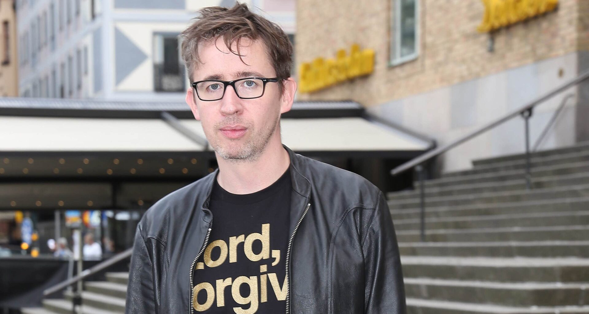 Fredrik Strage på sjukhus – tackar nu: ”Räddat livet på mig”