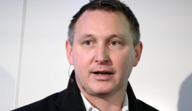 Kim Källström kan tvingas lämna som fotbollschef