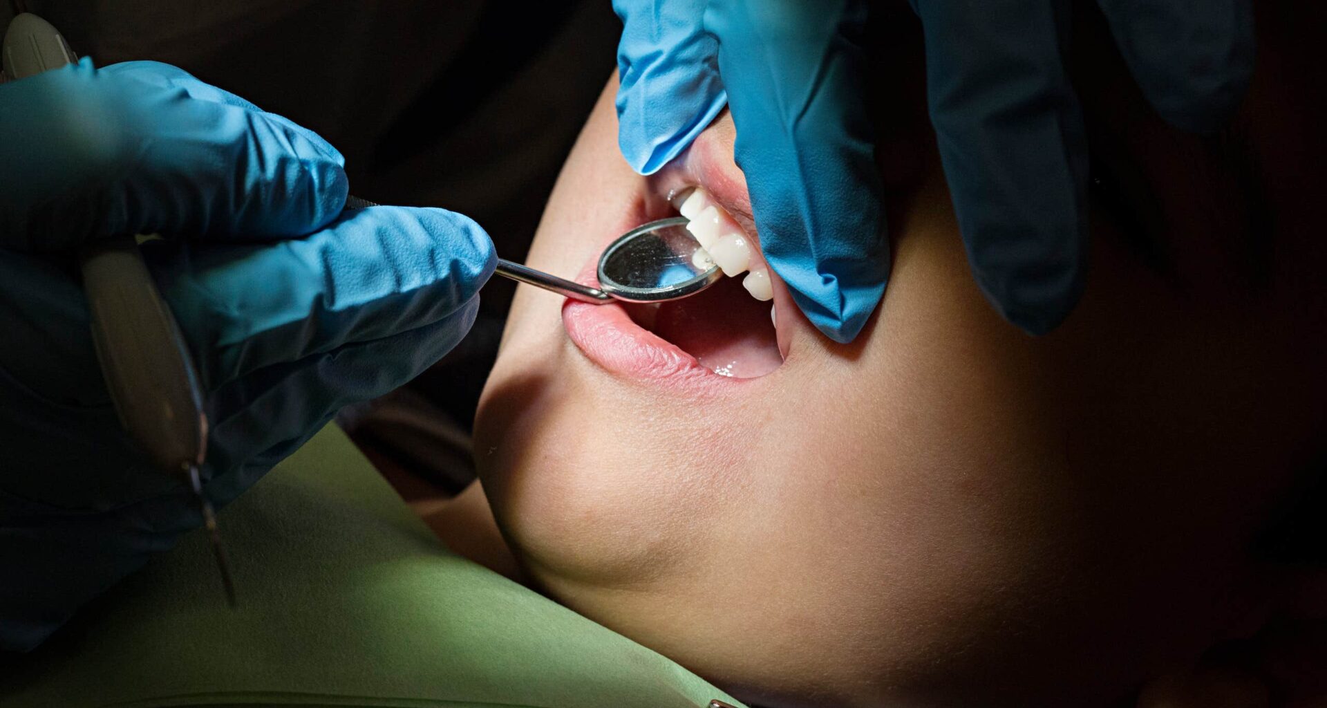 Tandläkare har höjt sina priser – trots statligt stöd