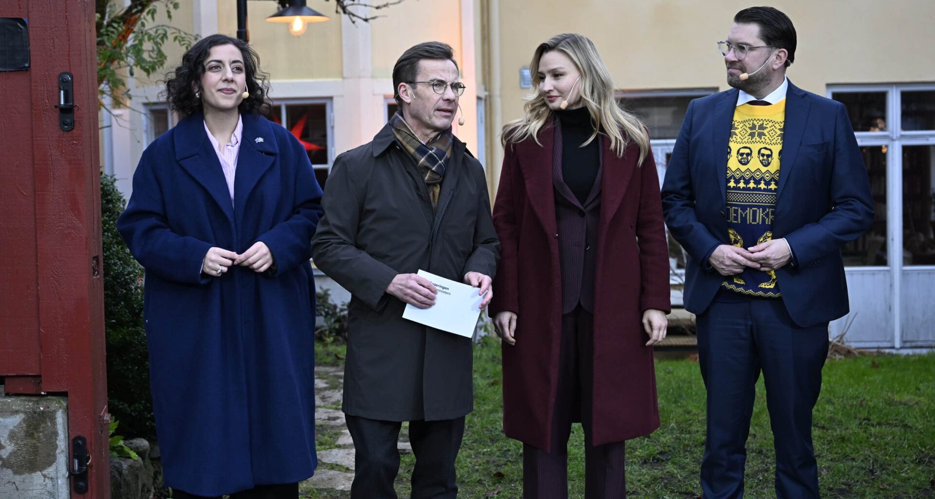 Tidö-partierna håller pressträff från mötet i Kristerssons hem